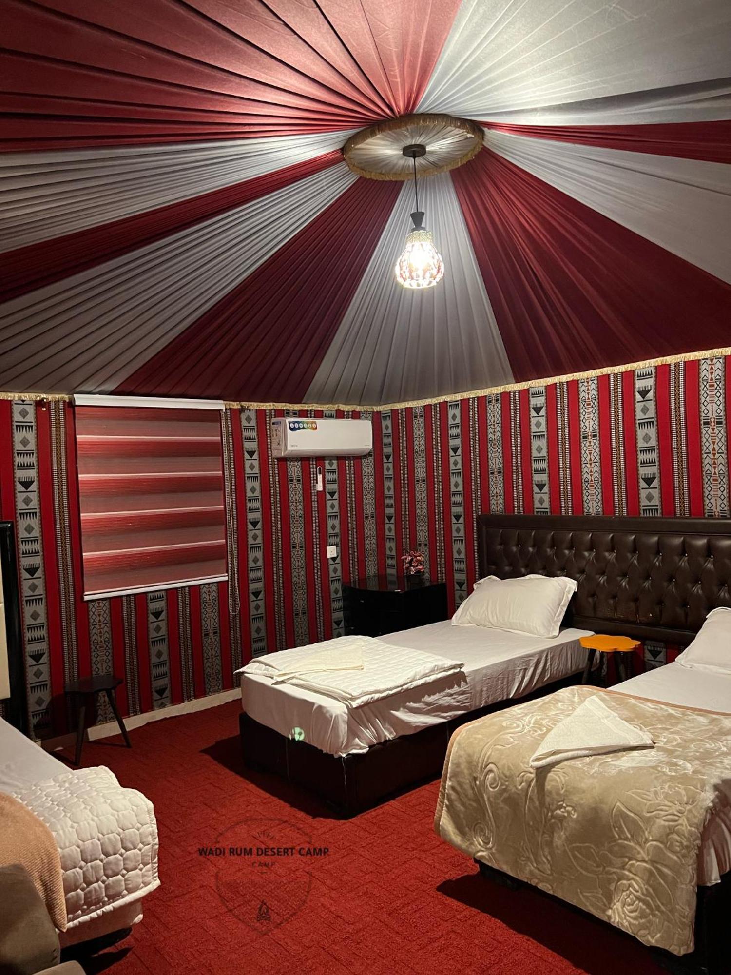 Rum Mere Luxury Camp Wadi Rum Exterior foto